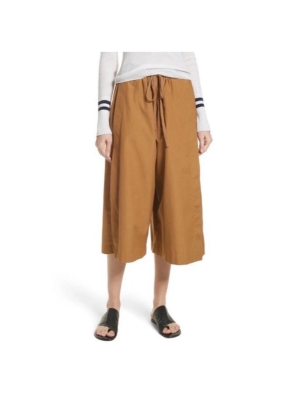 Vince Drawstring Side-slit Cropped Culotte Pants In Mojave Size Medium